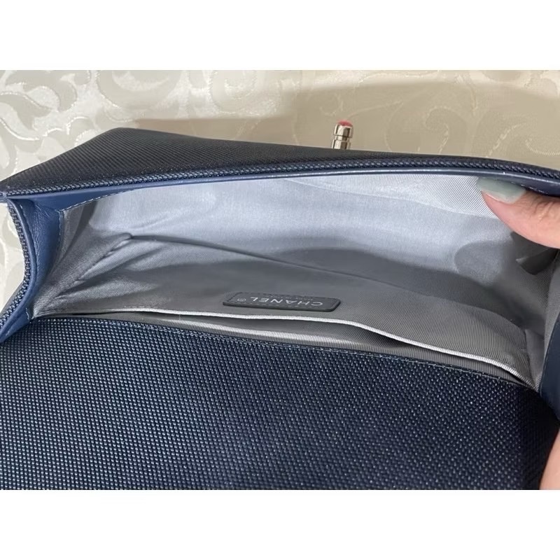 Chanel boy布面包-5