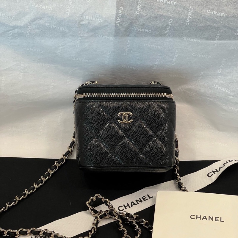 香奈兒 Chanel 24s 小盒子 黑色 金扣 荔枝牛皮 化妝包 鏡子包-0