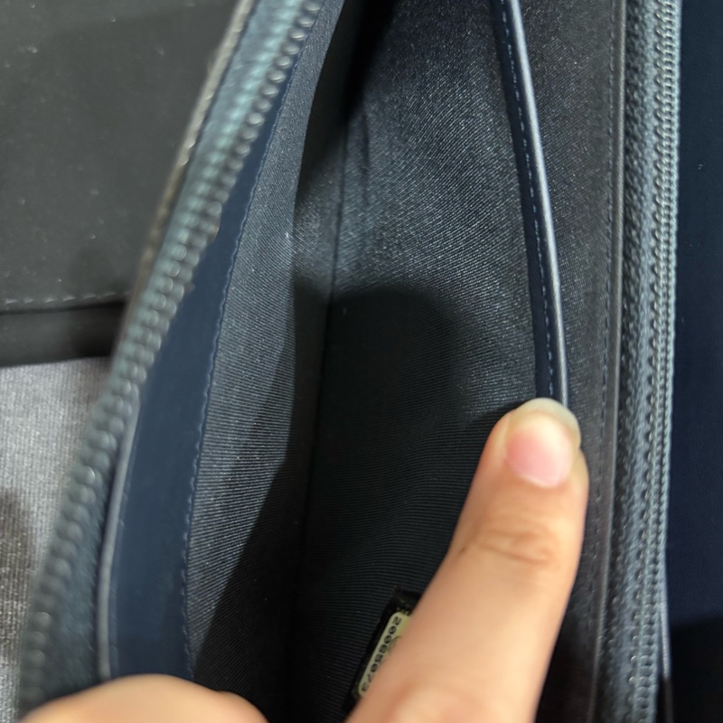 Chanel黑金荔枝牛皮菱格紋長夾錢包👛-10