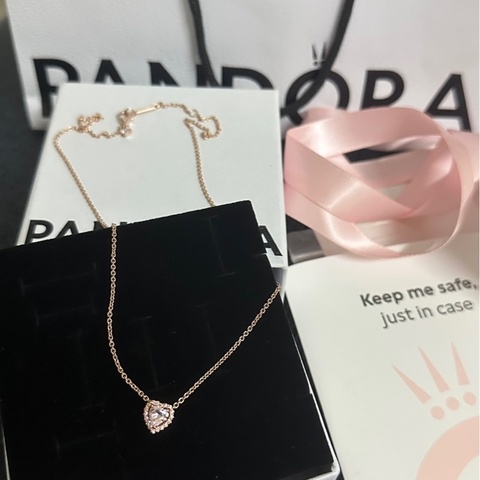 Pandora 璀璨之心粉鑽玫瑰金項鍊