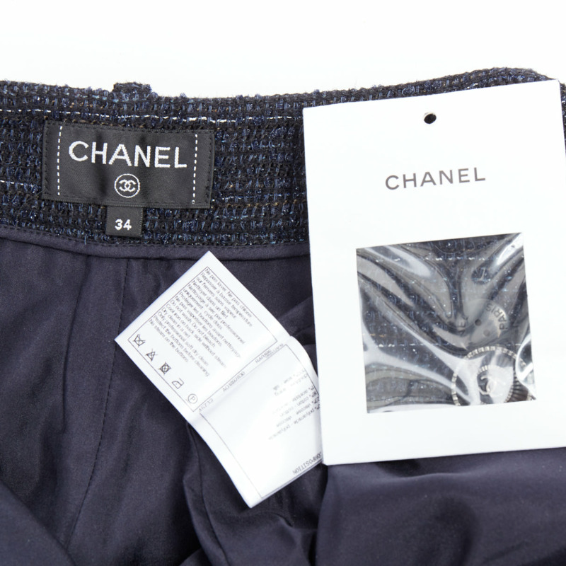 CHANEL navy metallic tweed CC button knee capri pants FR34 XS-7