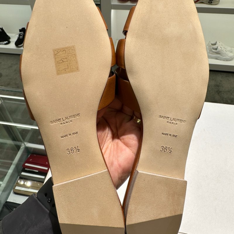 🎁夏季折扣倒數🎁Saint Laurent YSL 571952 女款光滑皮革Tribute 涼拖鞋 琥珀色 / 建議買大半號 IT 36/36.5/37/37.5/38/38.5/39-4