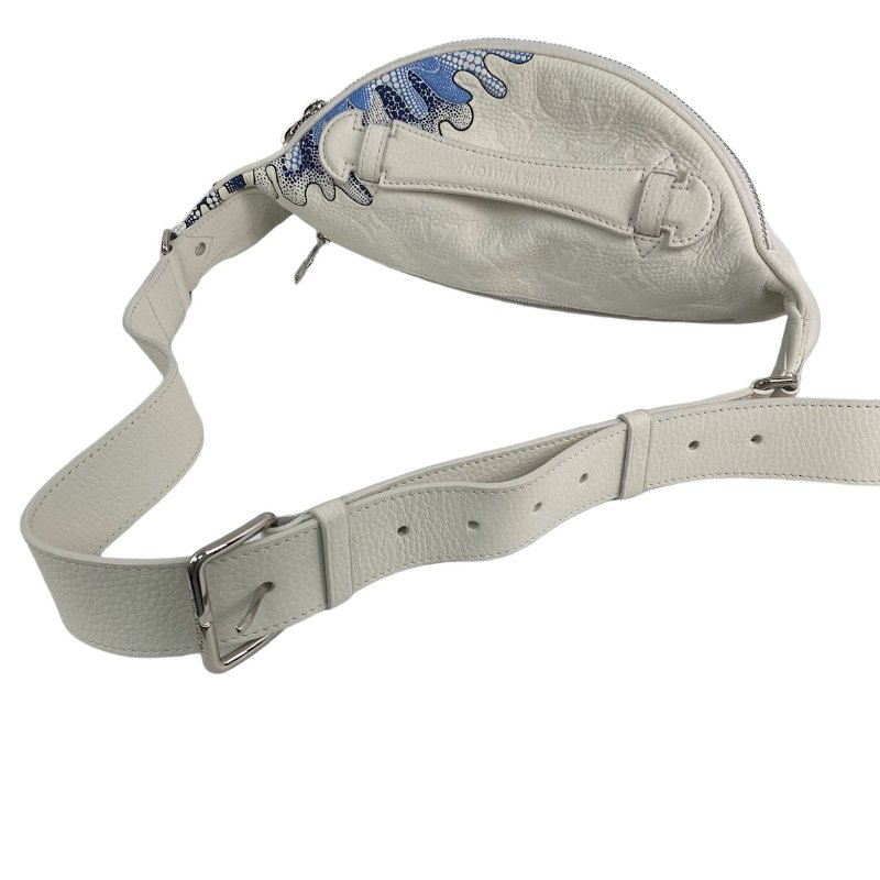 △ Louis Vuitton 路易威登 White Calfskin Monogram LV x YK Maxi Bum Bag M21680 白色小牛皮經典老花草間彌生聯名護心袋 - 257014599-6