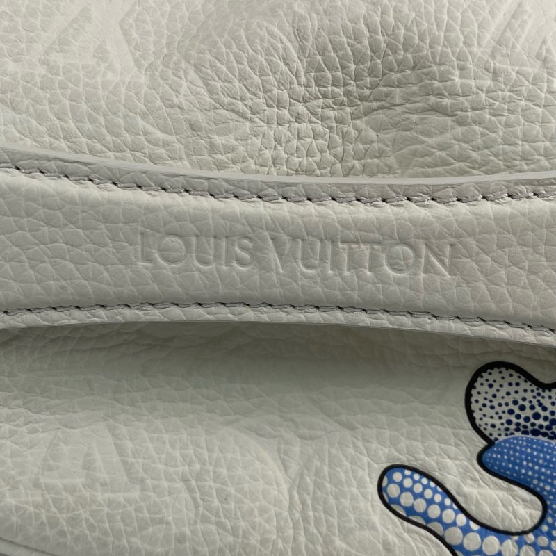 △ Louis Vuitton 路易威登 White Calfskin Monogram LV x YK Maxi Bum Bag M21680 白色小牛皮經典老花草間彌生聯名護心袋 - 257014599-13