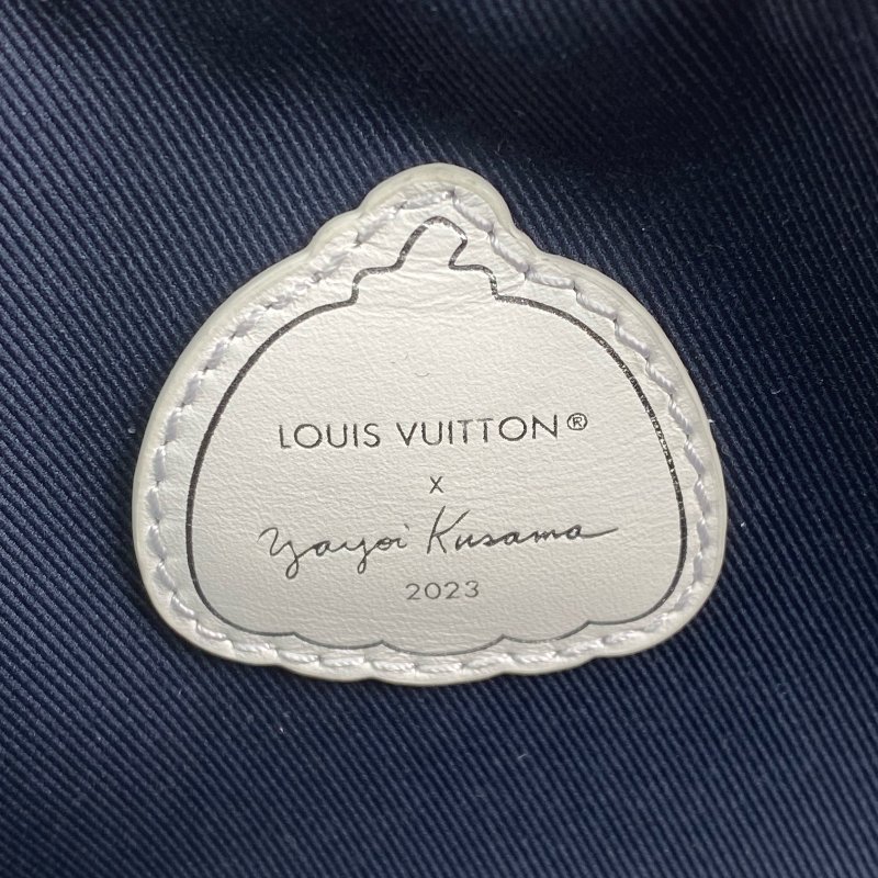 △ Louis Vuitton 路易威登 White Calfskin Monogram LV x YK Maxi Bum Bag M21680 白色小牛皮經典老花草間彌生聯名護心袋 - 257014599-15