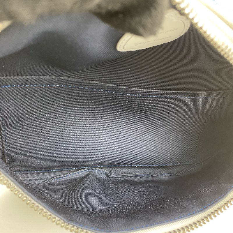 △ Louis Vuitton 路易威登 White Calfskin Monogram LV x YK Maxi Bum Bag M21680 白色小牛皮經典老花草間彌生聯名護心袋 - 257014599-16