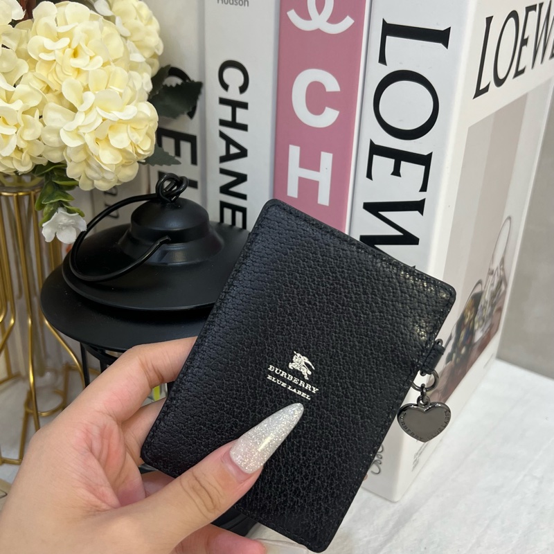 Burberry 荔枝紋皮革 金屬心形卡夾-4