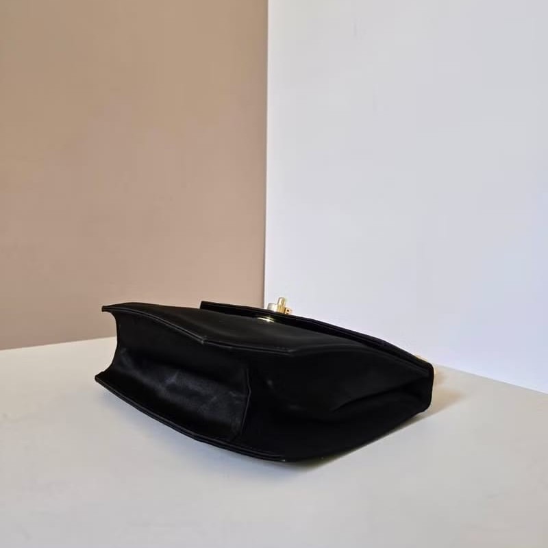 【LA LUNE】絕版中古包 Celine按壓星球黑金色凱莉包 手提包 古董包 二手包-5