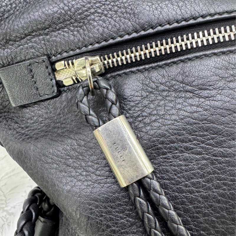 GUCCI  Deerskin Interlocking G Braided Messenger Bag Black-3