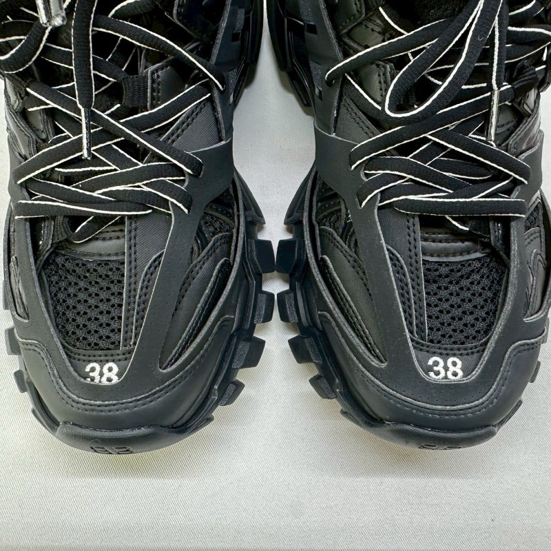 BALENCIAGA TRACK黑色老爹鞋-3