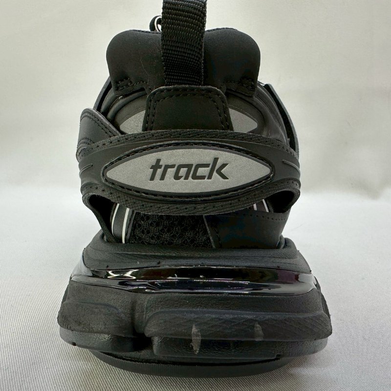 BALENCIAGA TRACK黑色老爹鞋-9