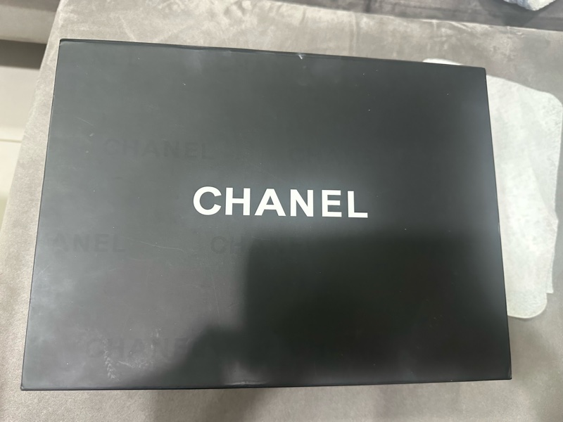香奈兒Chanel 22C白色金扣雙口袋相機包又叫炸藥包-19