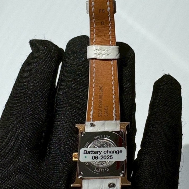 Hermes 白鱷魚錶帶金H面11點鑽女錶-10