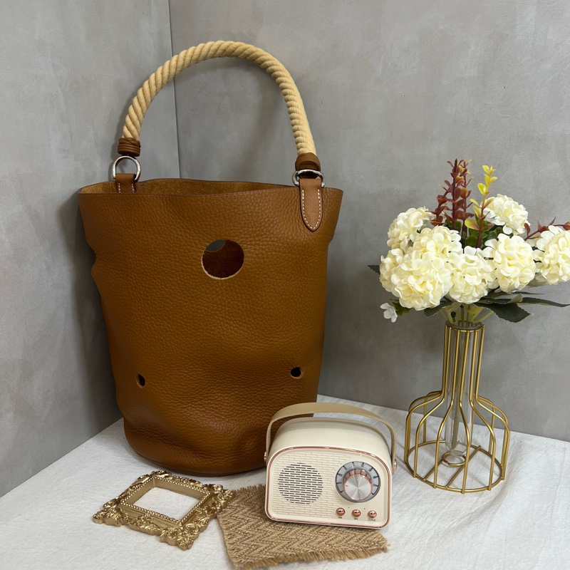 愛馬仕 超稀有破洞水桶包-1