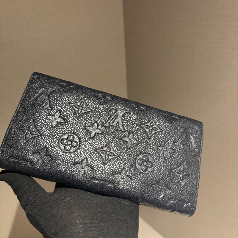 Louis Vuitton小牛皮長夾-6