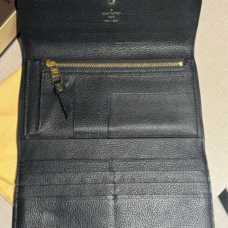 Louis Vuitton小牛皮長夾-9