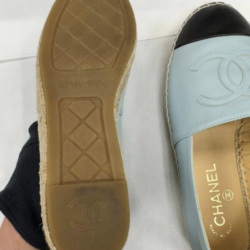 Chanel全新未穿美美的拼色小羊皮美鞋-4