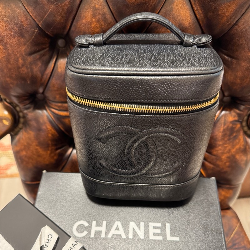 日本中古香奈兒 CHANEL 魚子醬荔枝皮 黑色金鏈 化妝箱 Vintage Vanity bag 化妝包 手提包 有卡有盒-1