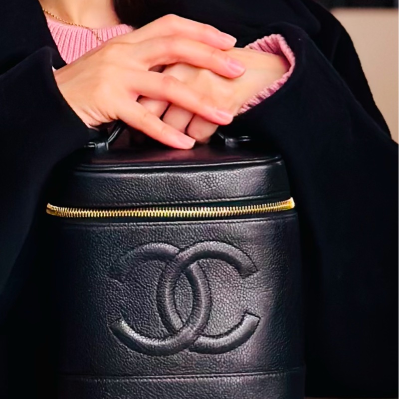 日本中古香奈兒 CHANEL 魚子醬荔枝皮 黑色金鏈 化妝箱 Vintage Vanity bag 化妝包 手提包 有卡有盒-2