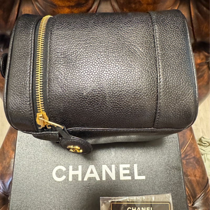 日本中古香奈兒 CHANEL 魚子醬荔枝皮 黑色金鏈 化妝箱 Vintage Vanity bag 化妝包 手提包 有卡有盒-13