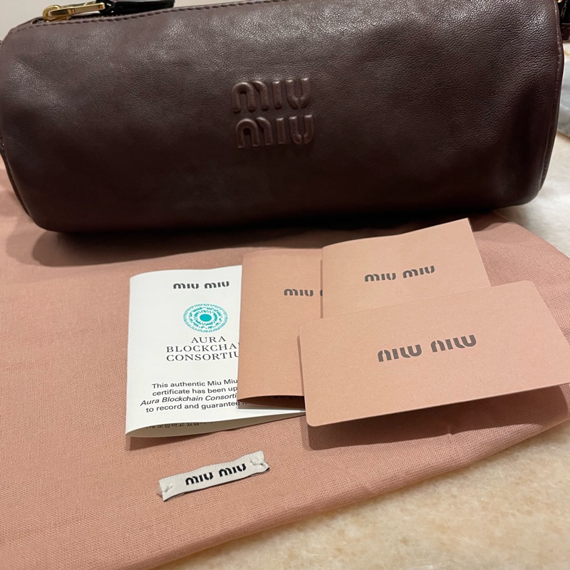 Miu miu 深咖啡 棕色鉛筆袋包 腋下包 化妝包 筆筒包-4