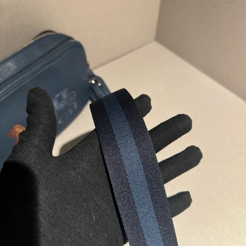 COACH 雙層相機包-17