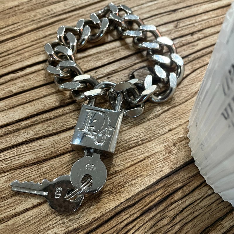 DIOR 龐克風掛鎖手鍊-0