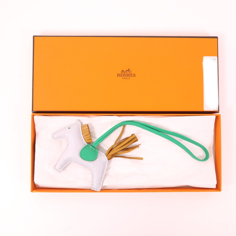 HERMES 羊皮皮革Rodeo PM掛飾-9