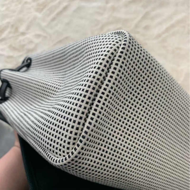 Hermès herbag31 熊貓色編織款 閒置新有膜 配件鎖頭袋塵袋盒子-7