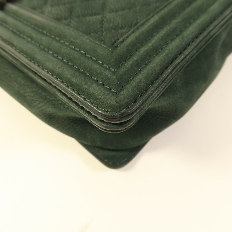 CHANEL 牛皮皮革Boy Chanel 30鏈帶肩背袋-12