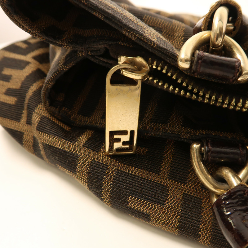 FENDI 帆布Shoulder Bag金扣肩背袋-9