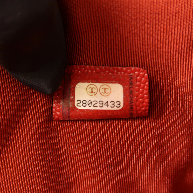 CHANEL 牛皮皮革Clutch金扣手拿包-6