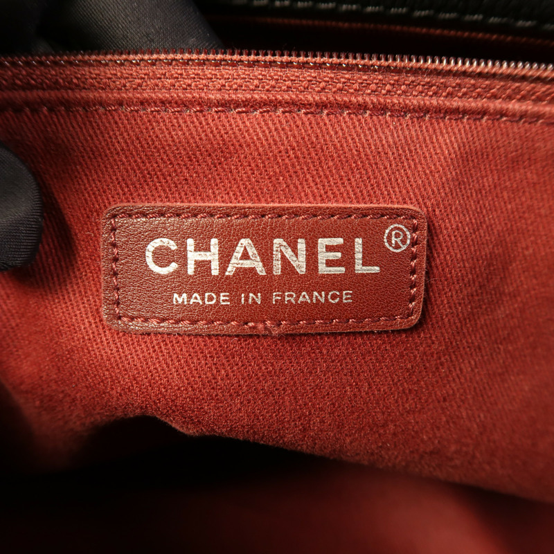 CHANEL 牛皮皮革Chain Shoulder銀扣鏈帶肩背袋-7