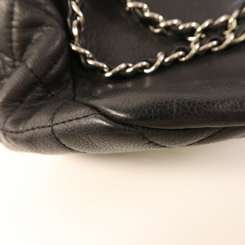 CHANEL 牛皮皮革Chain Shoulder銀扣鏈帶肩背袋-14