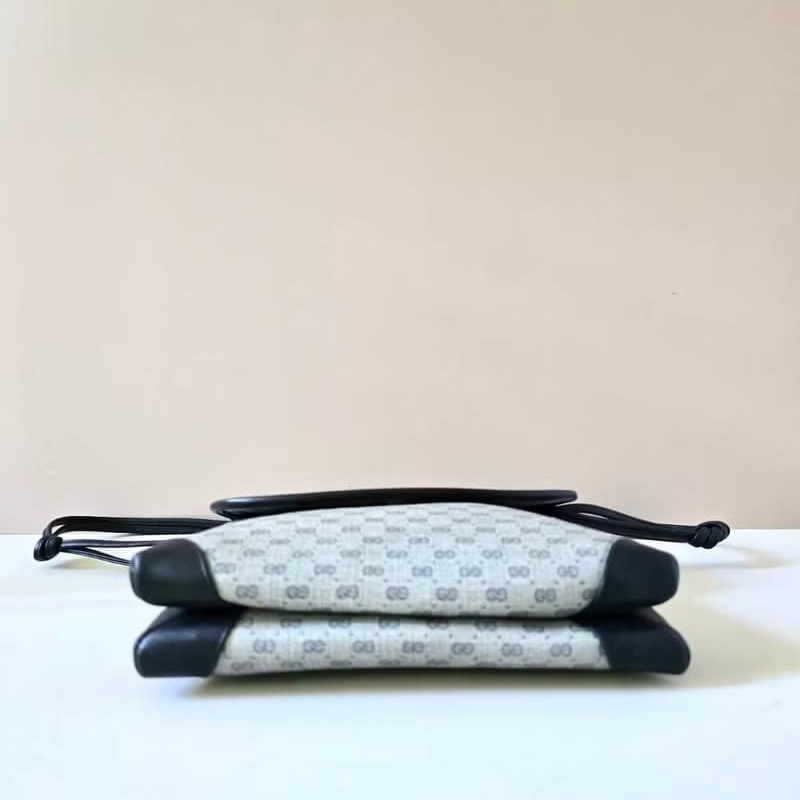 【LA LUNE】稀有中古包 Gucci藍黑色老花小包 側背包 斜背包 單肩包 古董-2