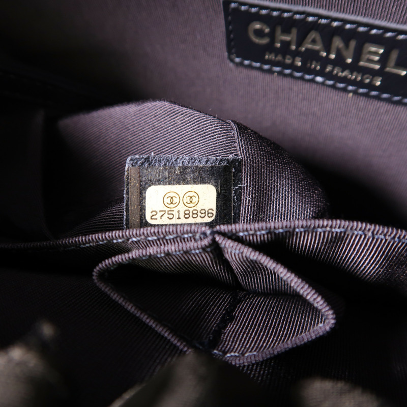 CHANEL 斜紋軟呢/皮革Gabrielle Medium鏈帶肩背袋-8