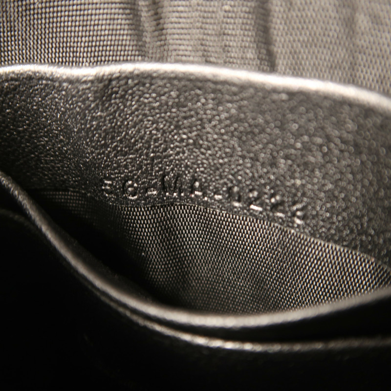 Dior 羊皮皮革Phone Holder金扣鏈帶手機袋-8