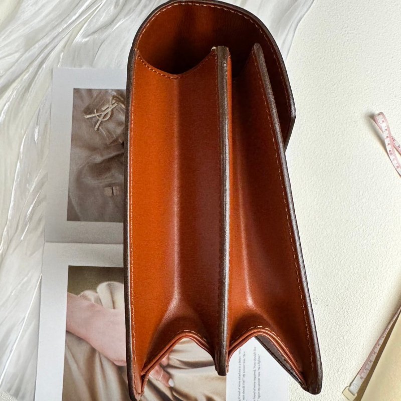 LV EPI 水波紋 手提包棕色 郵差包-3