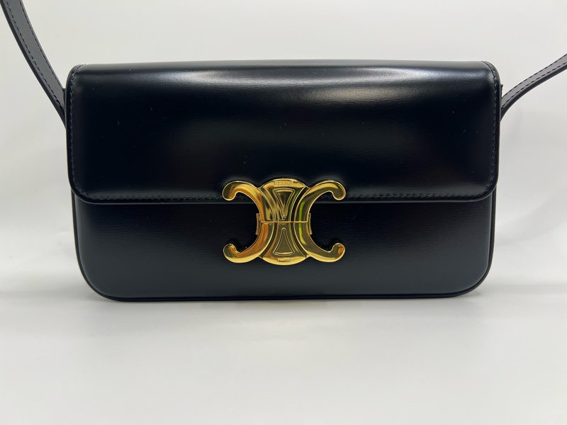 CELINE TRIOMPHE SHOULDER BAG IN SHINY CALFSKIN BLACK-5