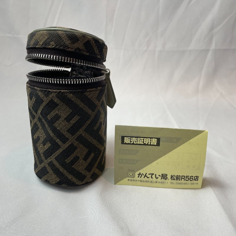 現貨 FENDI FF圓筒小包吊飾-2