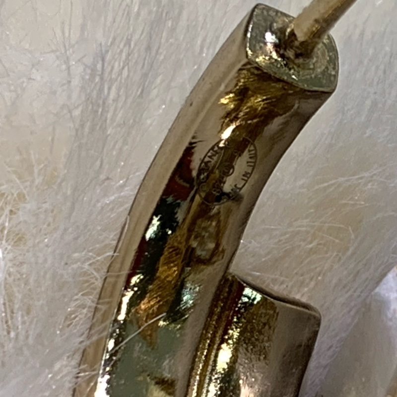 Chanel 淡金色水鑽珍珠半圈垂吊CC耳環 XA572-17