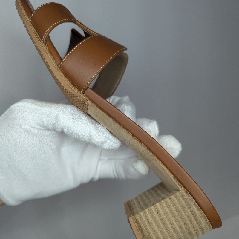 莉亞精品♡Hermes 經典H拖鞋 金棕 39-6