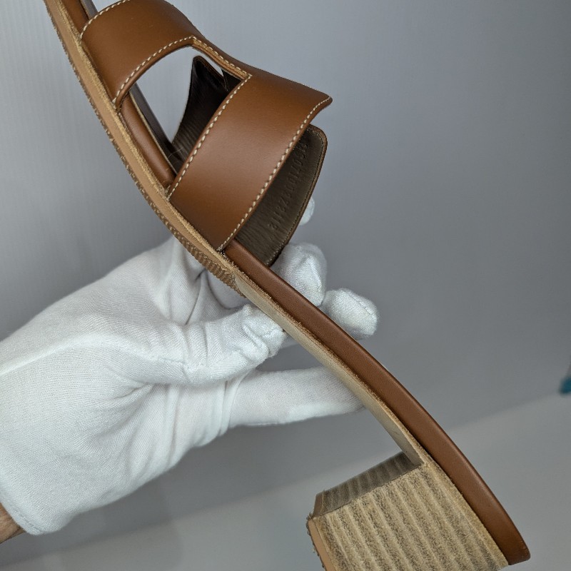 莉亞精品♡Hermes 經典H拖鞋 金棕 39-8