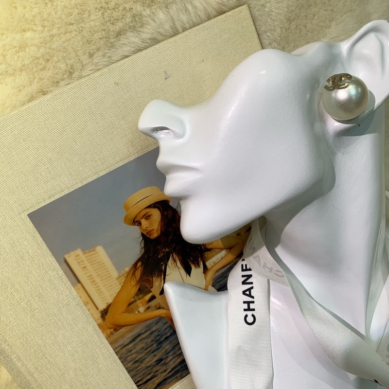 Chanel 香奈兒珍珠孖C耳環 X762-0