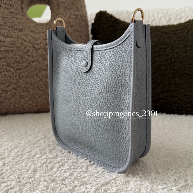 愛馬仕 Hermes 全新品mini evelyne P0木偶灰 淡金釦 2025最新色-3