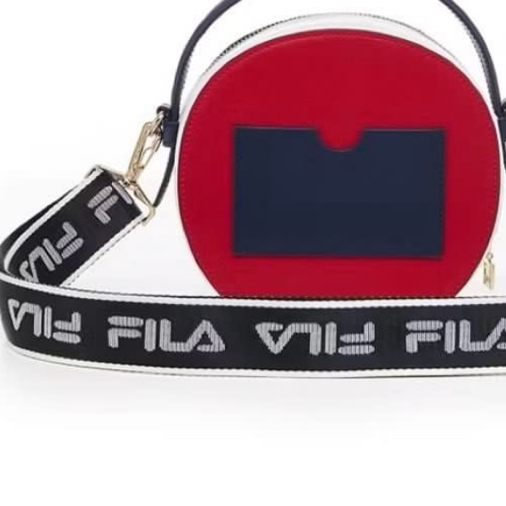 FILA-小圓斜背包-丈青色-10