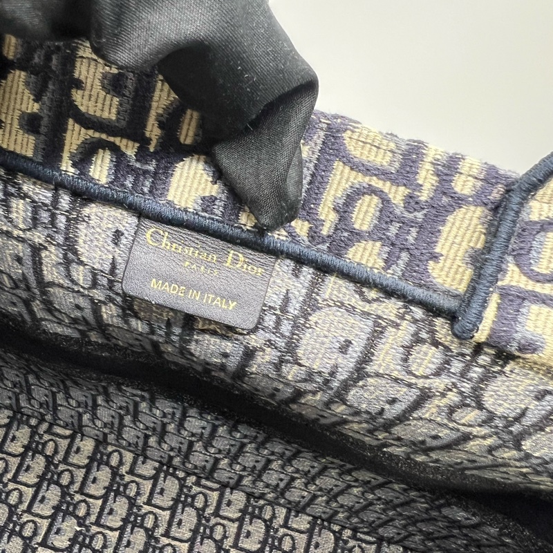 DIOR BOOK TOTE-10