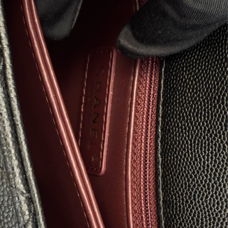 近新CHANEL黑色荔枝皮淡金釦coco Handle 24cm小號~A92990-9