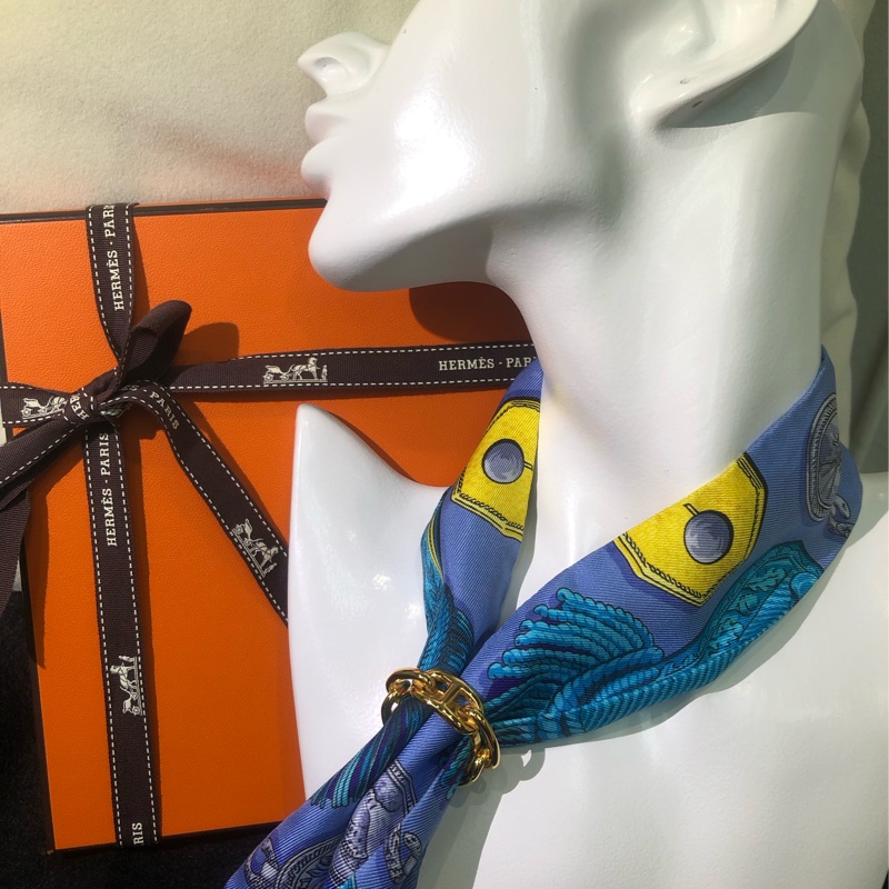 HERMÉS 金色三豬鼻絲巾扣 XB291-0