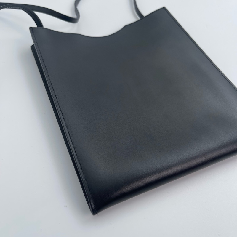 「JL精品代購」 愛馬仕黑色小牛皮斜挎信封包-6